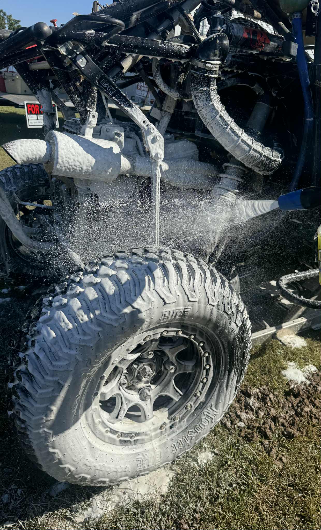 Combat Clean Dirt Defender (Super Foam ATV/UTV Shampoo)