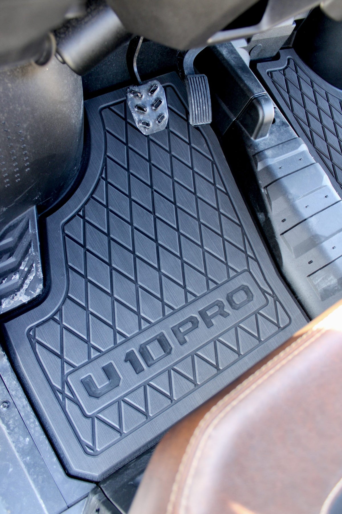 U10 Pro Charcoal/Black 4-Door – 2025+ CFMoto U10 Pro Floor Mats by RADTECH