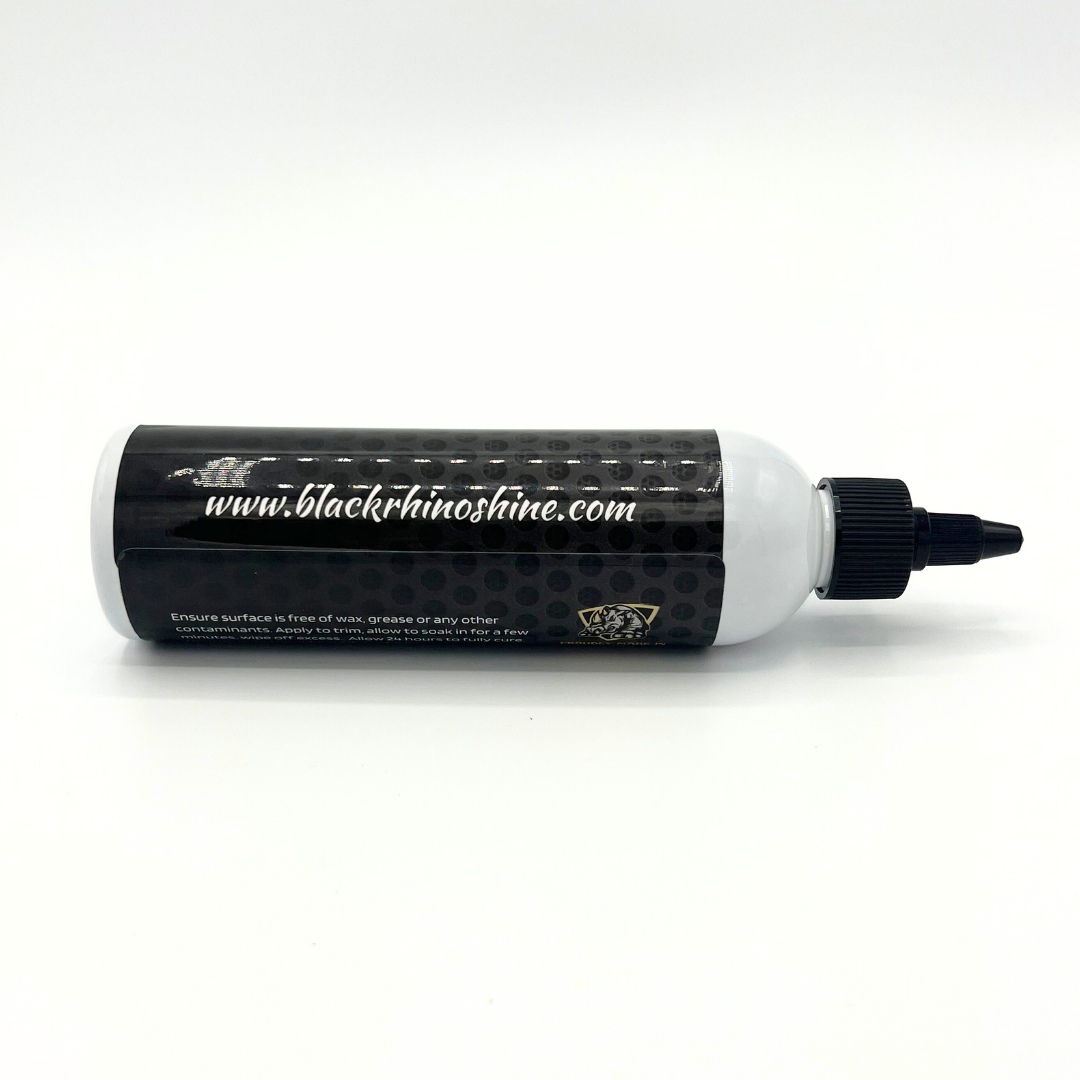 BLACKOUT - PLASTIC RESTORATION - Black Rhino Shine